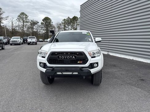 Used 2021 Toyota Tacoma SR5 image 8