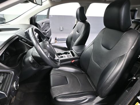 Used 2022 Ford Edge Titanium w/ Equipment Group 301A AWD/4WD image 25
