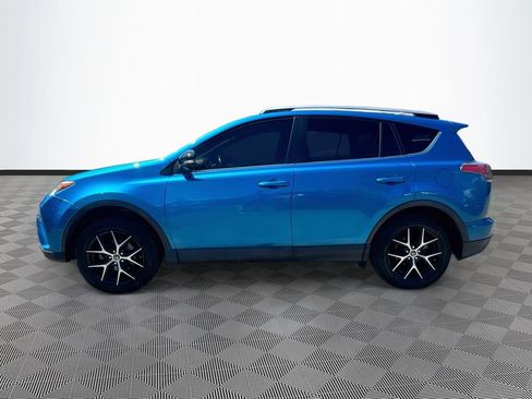 Used 2016 Toyota RAV4 SE FWD image 9