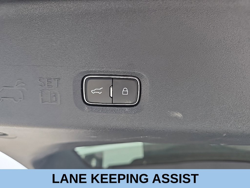 Used 2025 Ford Expedition Tremor AWD/4WD image 7