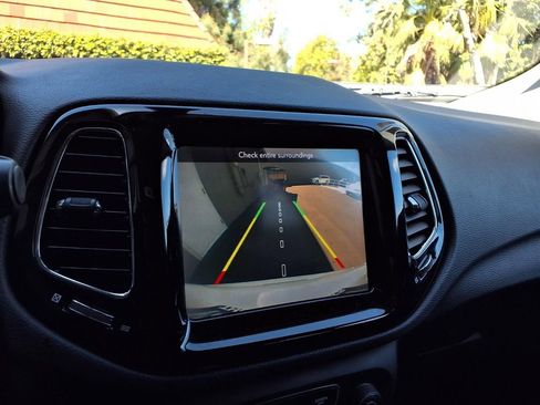 Used 2018 Jeep Compass Limited w/ Safe & Security Group image 7