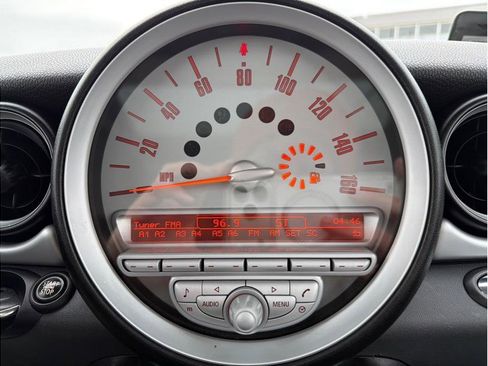 Used 2010 MINI Cooper Hardtop image 19