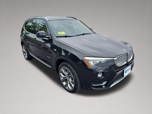 Used 2017 BMW X3 xDrive28i AWD/4WD image 1