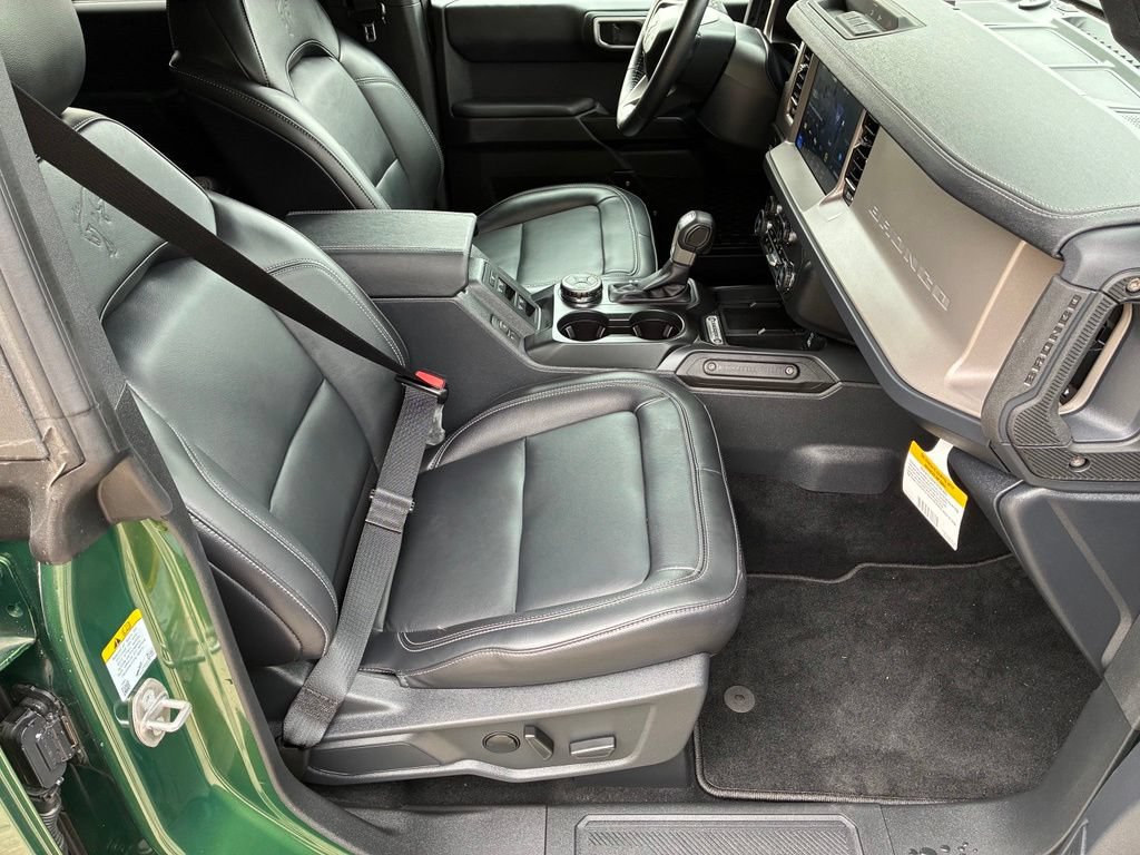 Used 2025 Ford Bronco Outer Banks AWD/4WD image 33