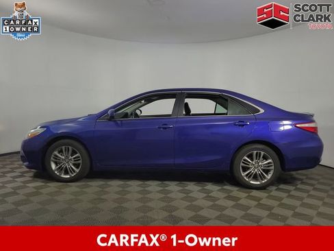 Used 2015 Toyota Camry SE FWD image 4