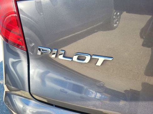 Used 2018 Honda Pilot Elite image 7