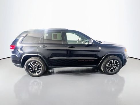 Used 2020 Jeep Grand Cherokee Trailhawk w/ Trailhawk Luxury Group AWD/4WD image 9