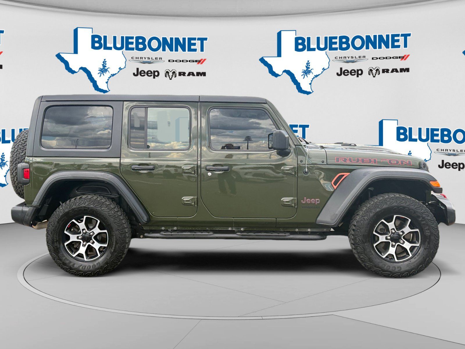 Used 2021 Jeep Wrangler Unlimited Rubicon AWD/4WD image 4