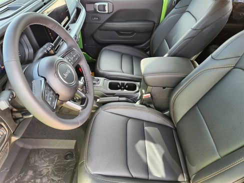 New 2026 Jeep Gladiator Sport image 14