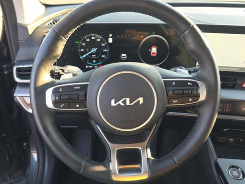 Used 2025 Kia Sportage SX Prestige AWD/4WD image 8