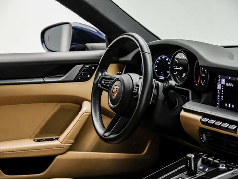 Used 2020 Porsche 911 Carrera RWD image 48
