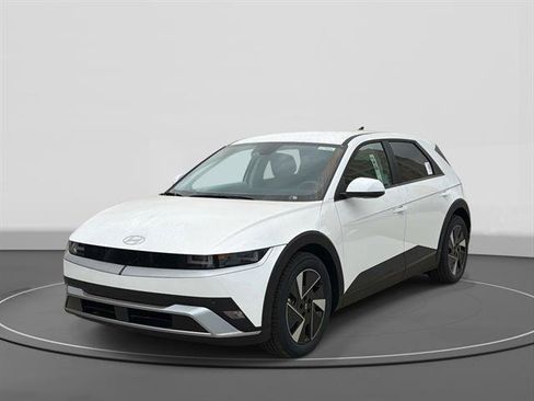 New 2026 Hyundai Ioniq 5 SE RWD image 1