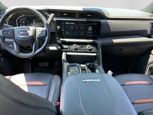 Used 2025 GMC Sierra 2500 AT4 AWD/4WD image 20