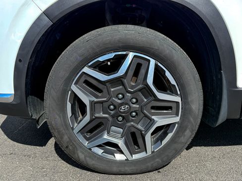 Used 2022 Hyundai Santa Fe Limited image 9