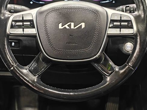 Used 2023 Kia Telluride EX w/ EX Captain's Chair Package AWD/4WD image 5