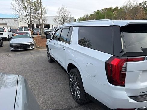 Used 2026 GMC Yukon XL Denali Ultimate image 6