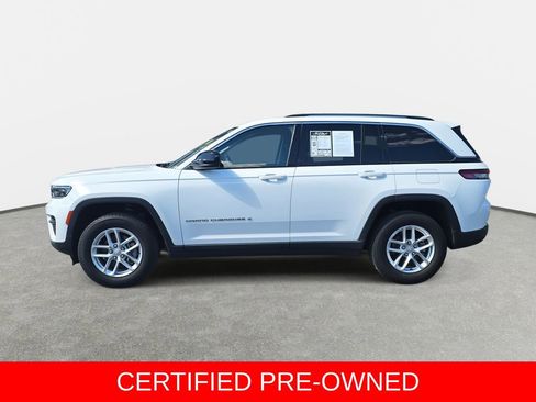 Used 2023 Jeep Grand Cherokee Laredo w/ Trailer Tow Prep Group (B) image 8