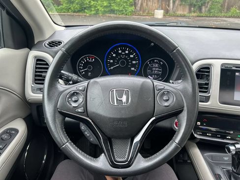 Used 2017 Honda HR-V EX-L image 21