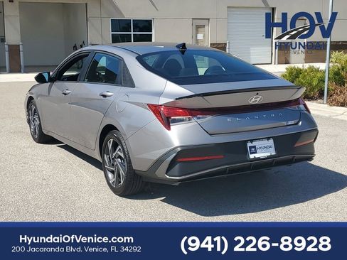 Certified 2025 Hyundai Elantra Sport FWD image 7