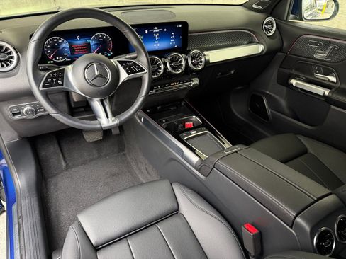 Certified 2024 Mercedes-Benz GLB 250 4MATIC image 2