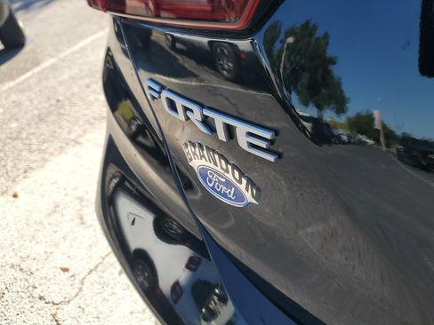 Used 2024 Kia Forte GT w/ GT2 Package image 10