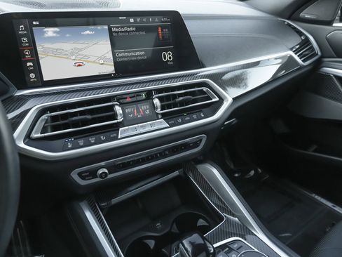 Used 2023 BMW X6 M50i w/ Climate Comfort Package AWD/4WD image 21