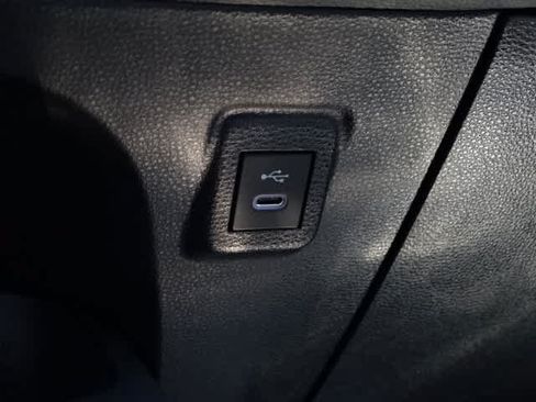 Used 2026 Toyota Corolla LE FWD image 32