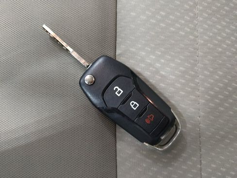 Used 2018 Ford EcoSport S FWD image 32