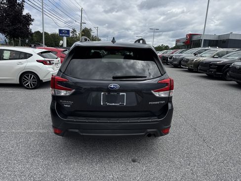 Used 2019 Subaru Forester Premium AWD/4WD image 33