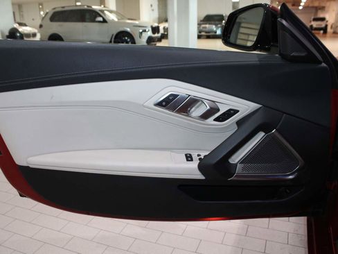 Used 2019 BMW Z4 sDrive30i w/ M Sport Package image 13