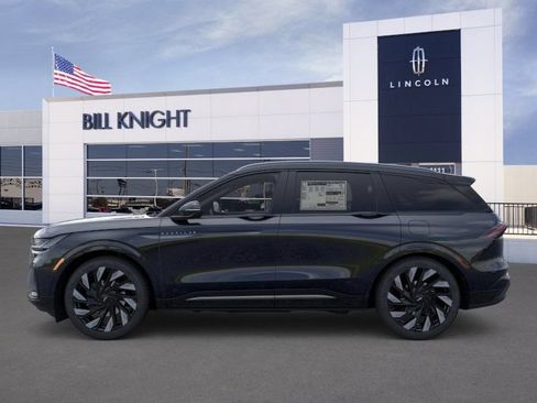 New 2026 Lincoln Nautilus Reserve w/ Jet Appearance Package AWD/4WD image 3