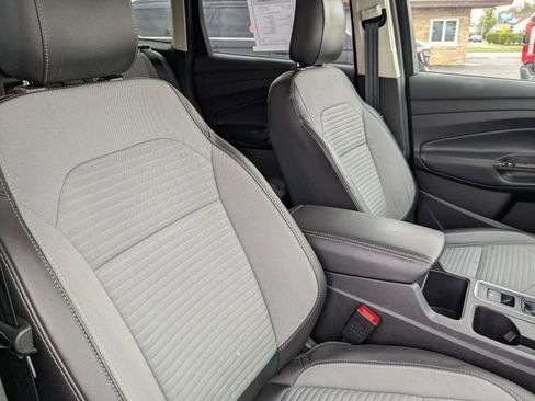Used 2019 Ford Escape SE FWD image 13