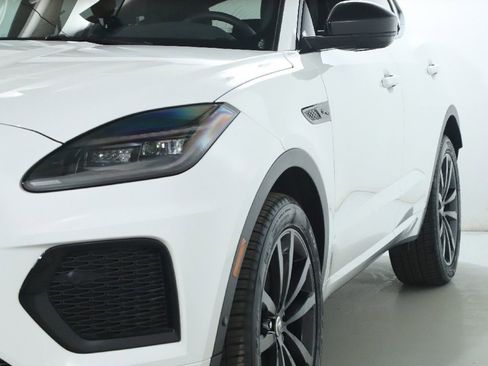 Certified 2024 Jaguar E-PACE R-Dynamic SE image 14