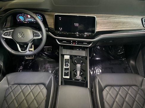 New 2026 Volkswagen Atlas SEL Premium R-Line image 12