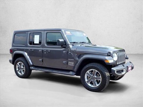 Used 2020 Jeep Wrangler Unlimited Sahara AWD/4WD image 6