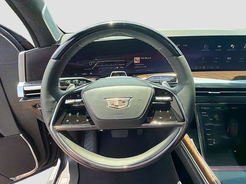 Certified 2025 Cadillac Escalade ESV Sport Platinum RWD image 12