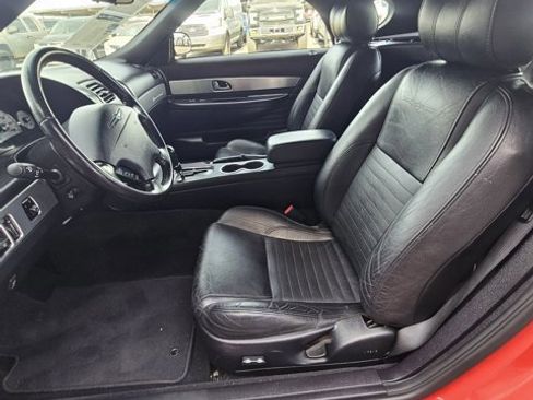 Used 2003 Ford Thunderbird Deluxe Convertible w/Hardtop image 11