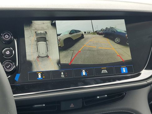 Certified 2023 Buick Envision Avenir image 21