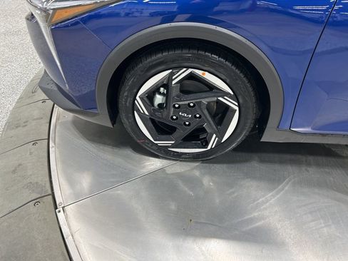 New 2025 Kia K4 EX image 26