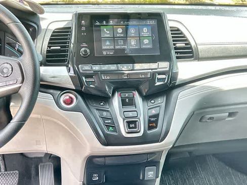 Used 2024 Honda Odyssey EX image 18