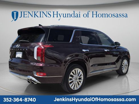 Used 2020 Hyundai Palisade Limited FWD image 3