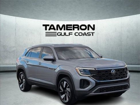 Used 2024 Volkswagen Atlas Cross Sport SE image 7