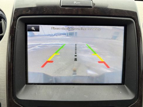 Used 2013 Ford F150 Platinum image 18