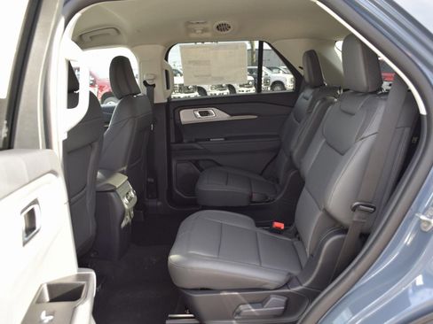 New 2026 Ford Explorer Active w/ Active Comfort Package RWD image 20