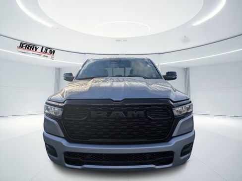 Used 2025 RAM 1500 Big Horn AWD/4WD image 8