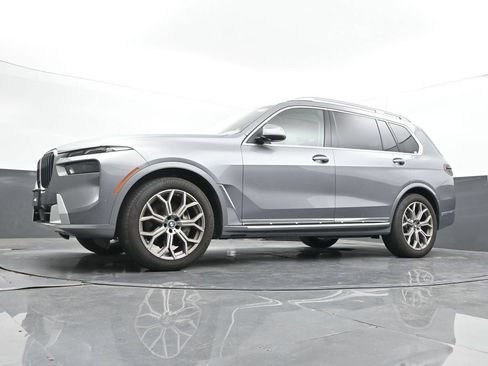 Used 2026 BMW X7 xDrive40i AWD/4WD image 36