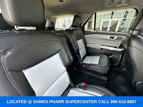 Used 2023 Ford Explorer XLT w/ Equipment Group 202A RWD image 32