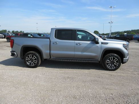New 2026 GMC Sierra 1500 AT4 w/ AT4 Premium Package AWD/4WD image 3
