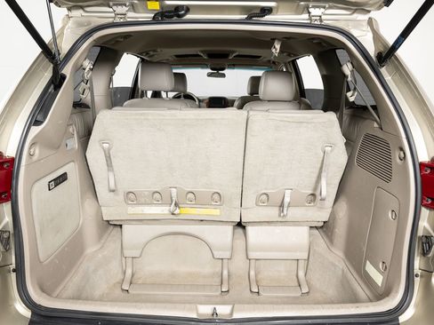 Used 2004 Toyota Sienna XLE Limited image 22