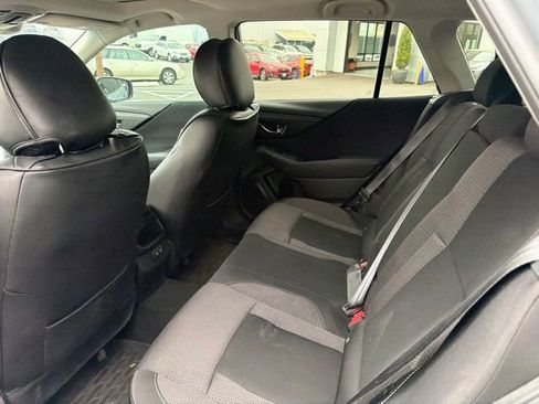 Used 2021 Subaru Outback Premium AWD/4WD image 5